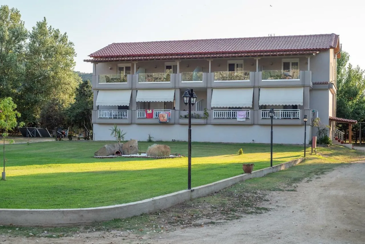 Camping Linaraki Apartments & Bungalows Szikiá