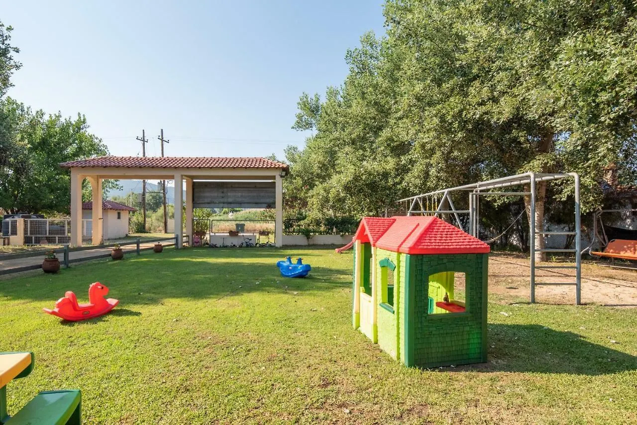 Camping Linaraki Apartments & Bungalows Szikiá