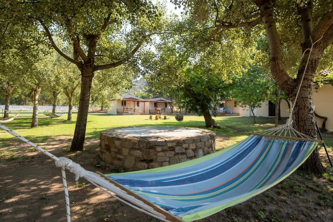 Camping Linaraki Apartments & Bungalows Szikiá