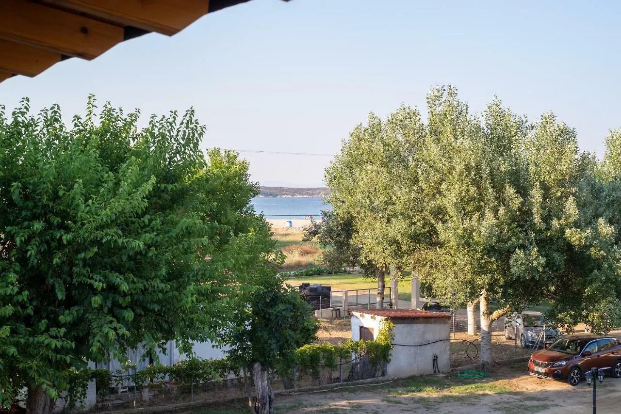 Camping Linaraki Apartments & Bungalows Szikiá Kemping