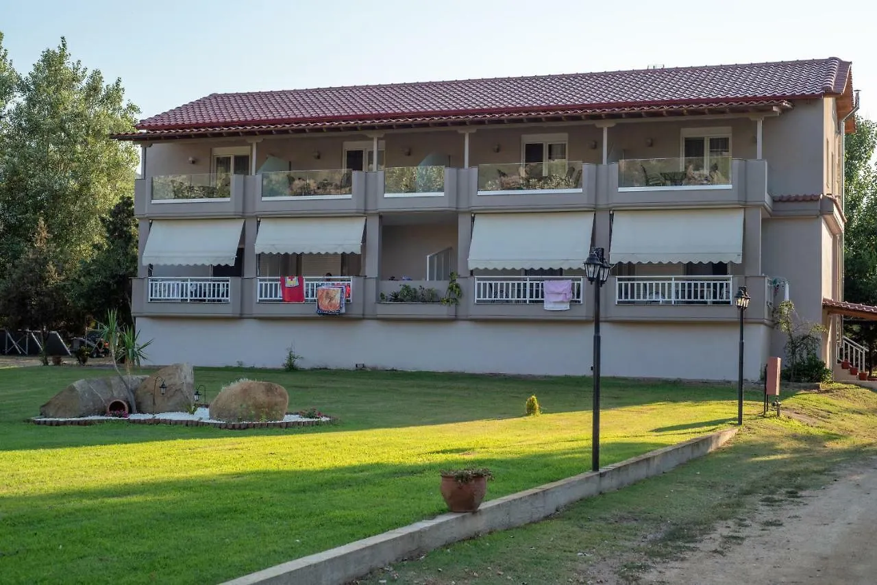 Camping Linaraki Apartments & Bungalows Szikiá 0*,